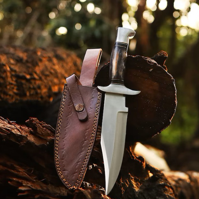 Handmade Stainless Steel Blade Hunting Bowie Knife Outdoor Knife Camping Knife Rambo Knife With Dyed Bone Handle 1