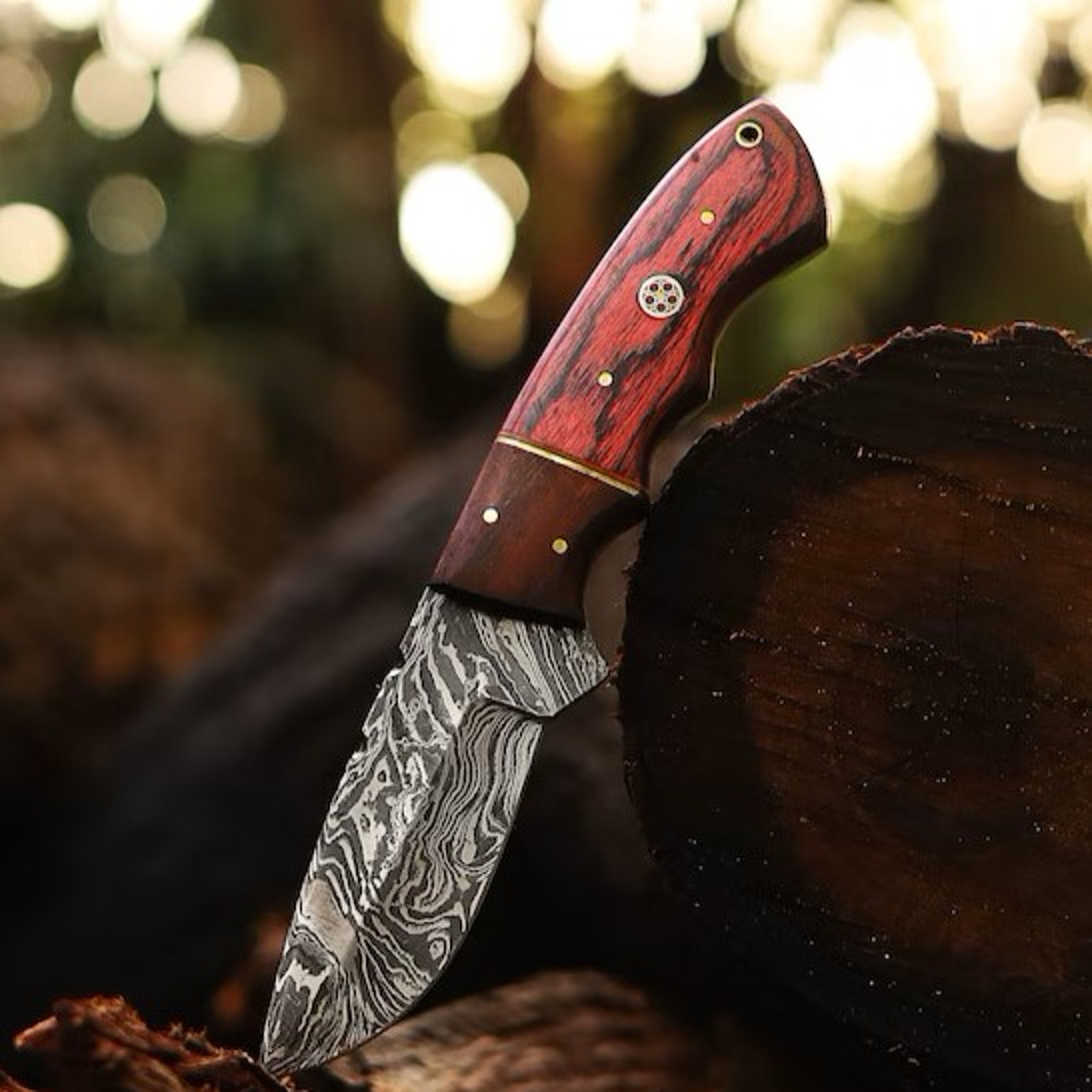 Handmade Damascus Steel Blade Hunting Knife Skinner Knife Outdoor Knife Camping Knife With Wood Handle 0