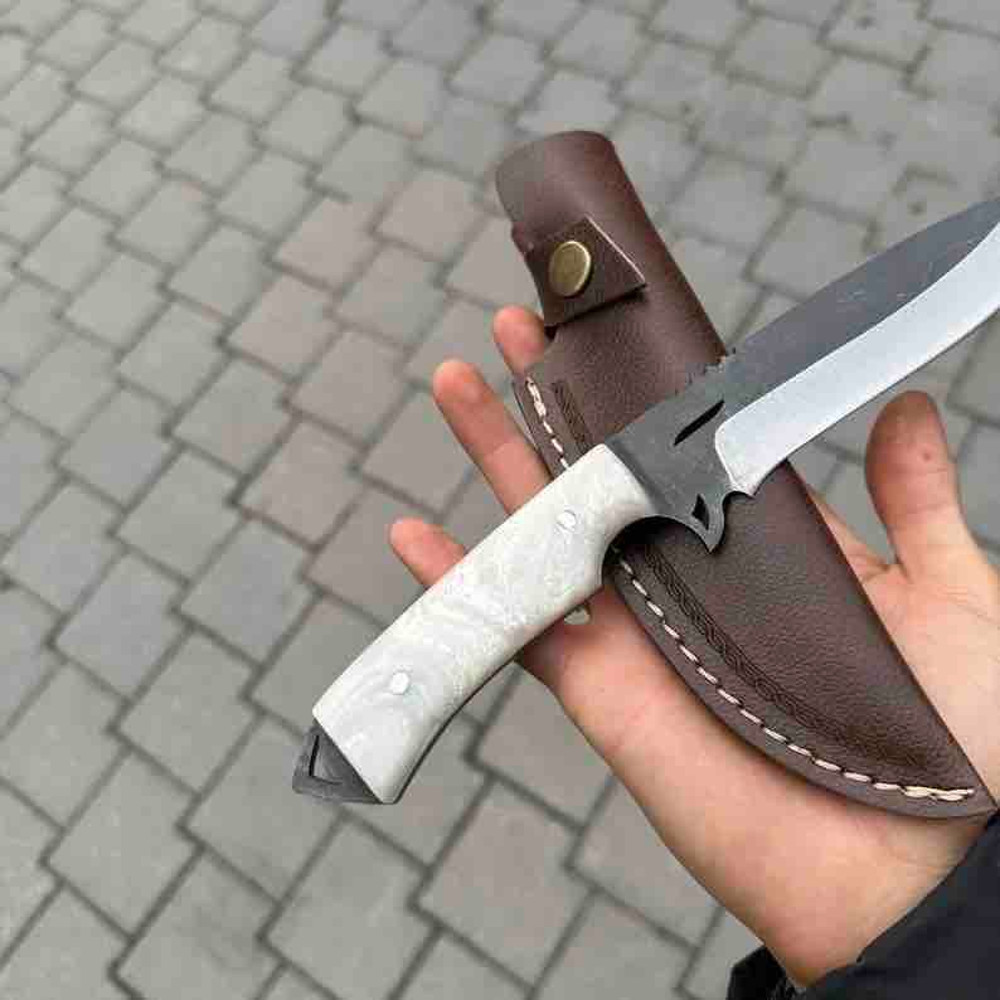 Custom Handmade Gift Hunting Knife Epoxy Amber Handle With Leather Sheath Full Tang Knife Gift For Boyfriend 2