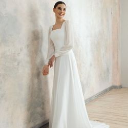 Simple wedding dress with square neckline, long sleeves elegant wedding dress