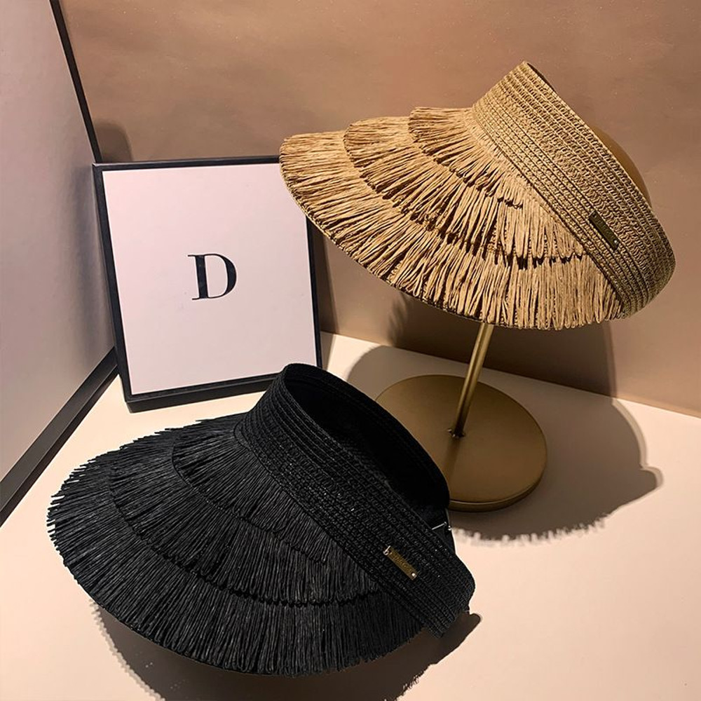 Stylish Sunscreen Tassel Straw Hats for Women UV Protection Beach Sun Hat for Summer Outdoor Activit