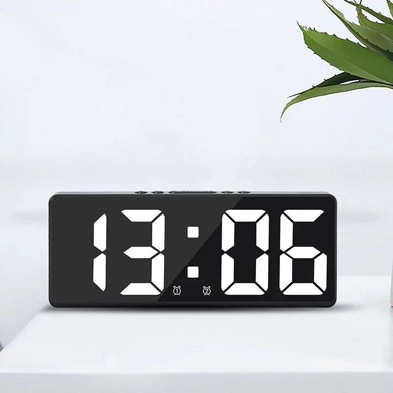 Voice Control Digital Alarm Clock With Temperature Display Snooze Night Mode 1224H AntiDisturb Des 3