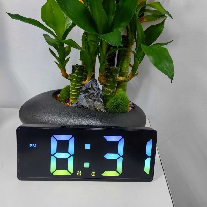 Voice Control Digital Alarm Clock With Temperature Display Snooze Night Mode 1224H AntiDisturb Des 2