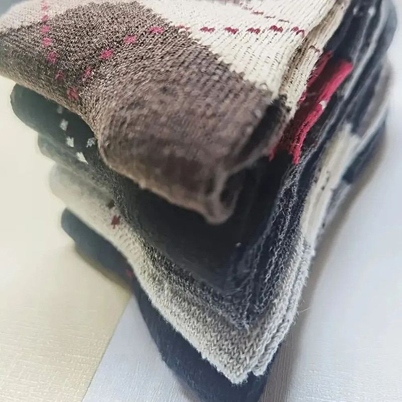 Warm Winter Men Wool Socks Splicing Diamond Patterns Thick Mid Length Cold Resistant Boots Socks So 1