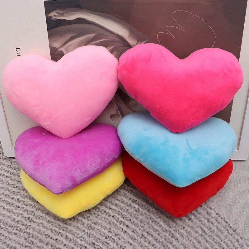 Comfortable PP Cotton Soft Heart Plush Pillow Red Pink Stuffed Heart Shape Decorative Pillow 0