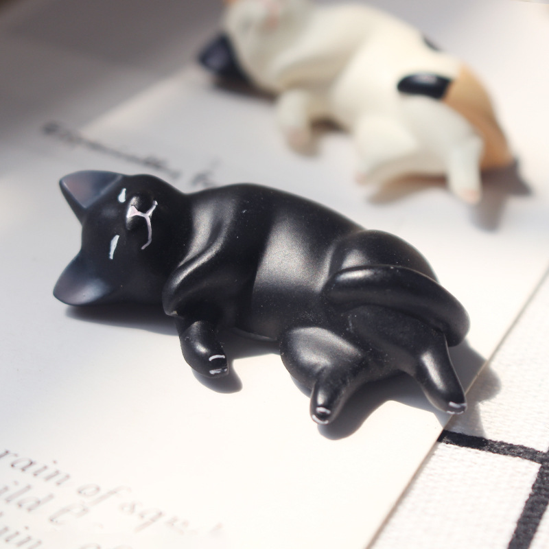 Mini Sleeping Cat Statues, Mini Figures for Dollhouse Room, Home Decor Desk Accessories