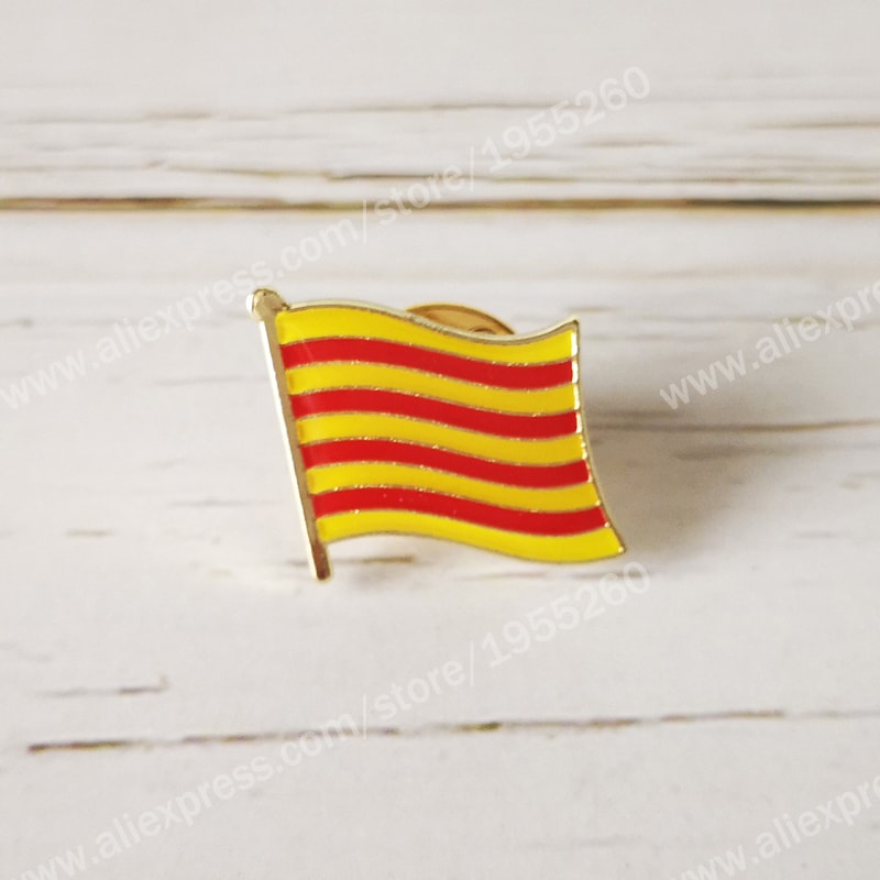 Spain Provincial Nationalities Region Brooch, Catalonia Flag Lapel Pins, Metal Enamel Crystal Badge