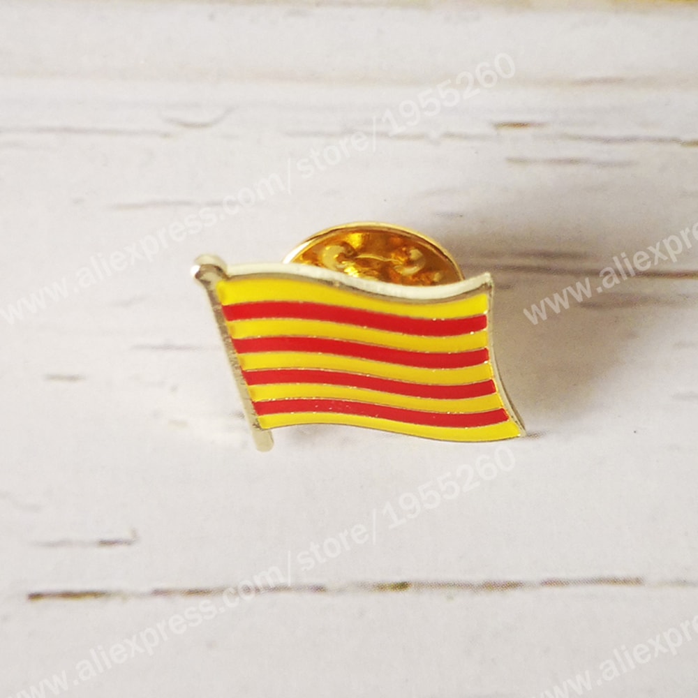 Spain Provincial Nationalities Region Brooch, Catalonia Flag Lapel Pins, Metal Enamel Crystal Badge