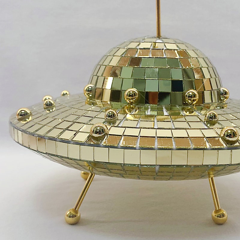 Funny Vintage World Desk Ornaments, Creative Miniature Art Crafts, Multipurpose Home Decor for Halloween