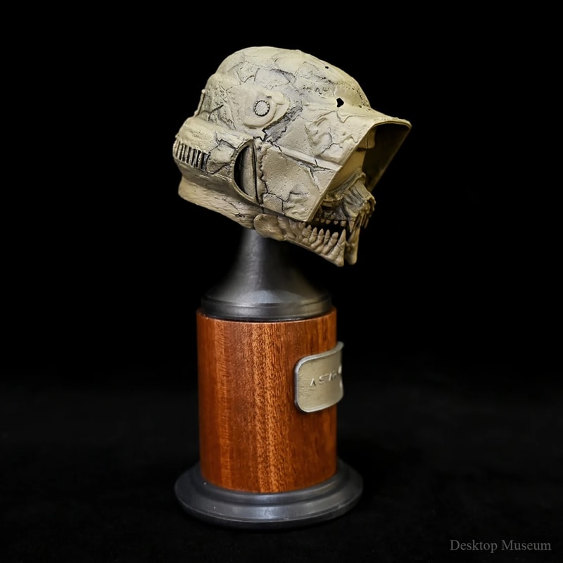 Resin Decorative Ornament, Elegant Desktop Decoration for Living Room