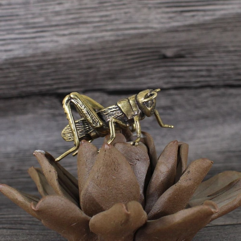 Solid Brass Cricket Figurines, Tricky Spoof Insect Toy, Retro Animal Statue, Miniature Craft Decorations
