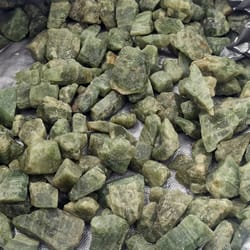 green apatite raw stone quartz crystal for reiki healing, natural mineral specimen, home garden decoration gift