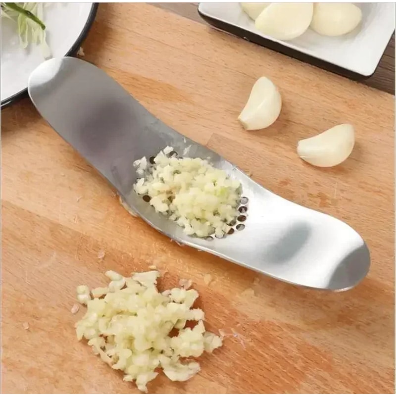 Stainless Steel Garlic Press Mincer Pro Easy Crush Garlic Crusher Kitchen Tool 1