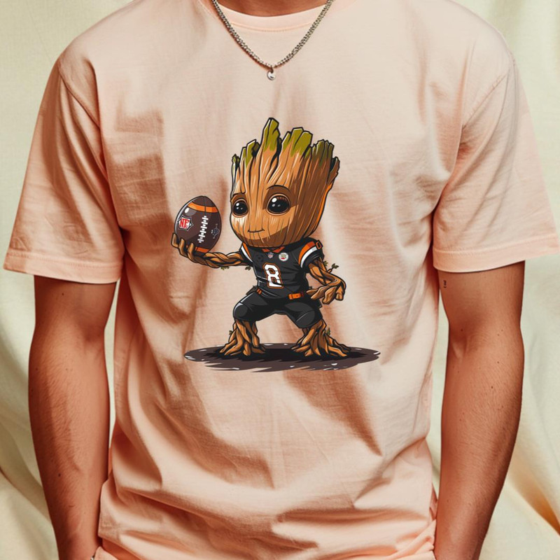 Groot Vs Chiefs Logo (208)_T-Shirt_File PNG.jpg