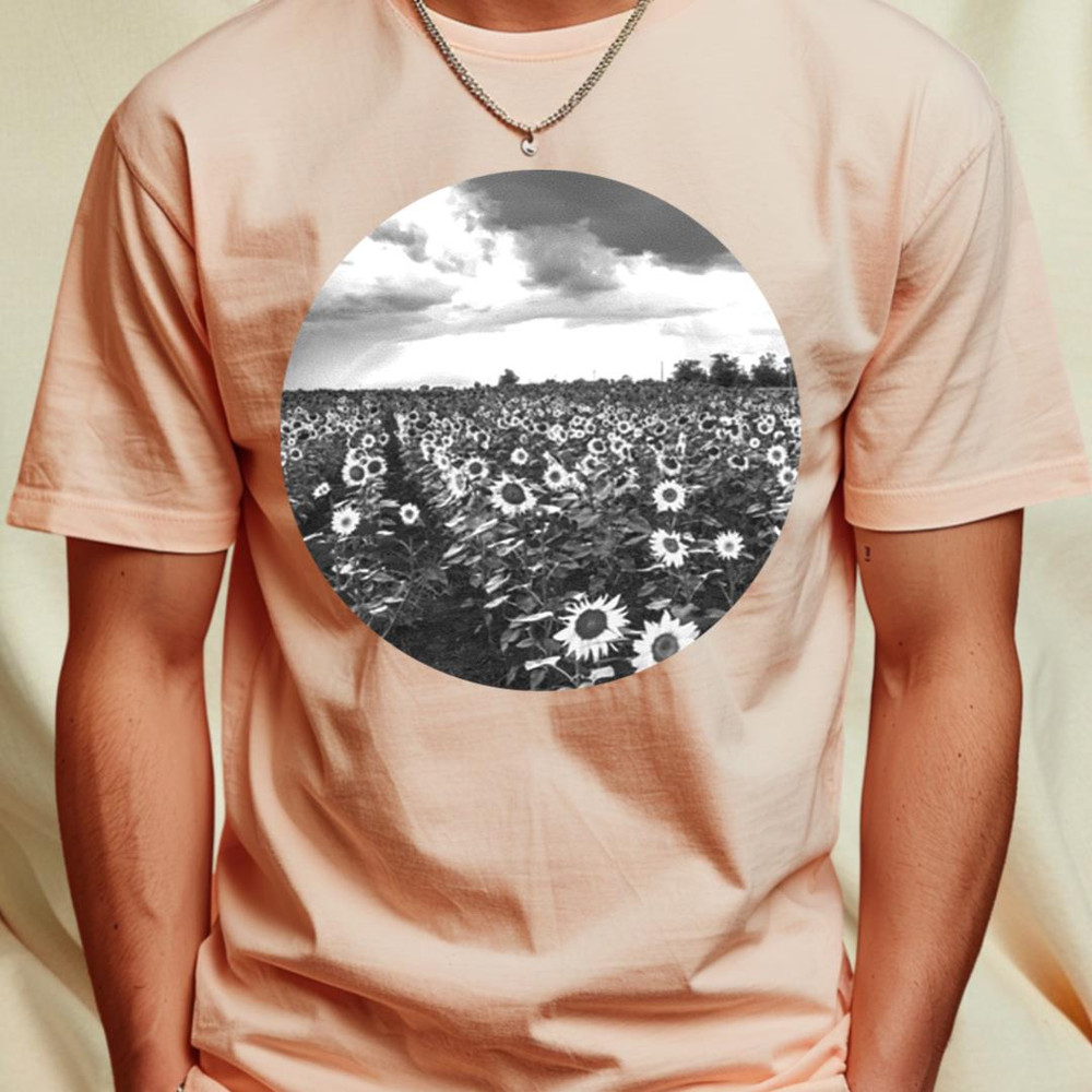 Sunflower field T-Shirt_T-Shirt_File PNG.jpg