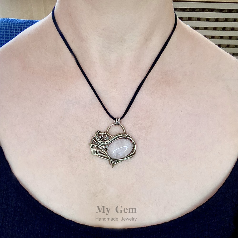 Rose Quartz Heart Pendant Quartz Tenderness 1