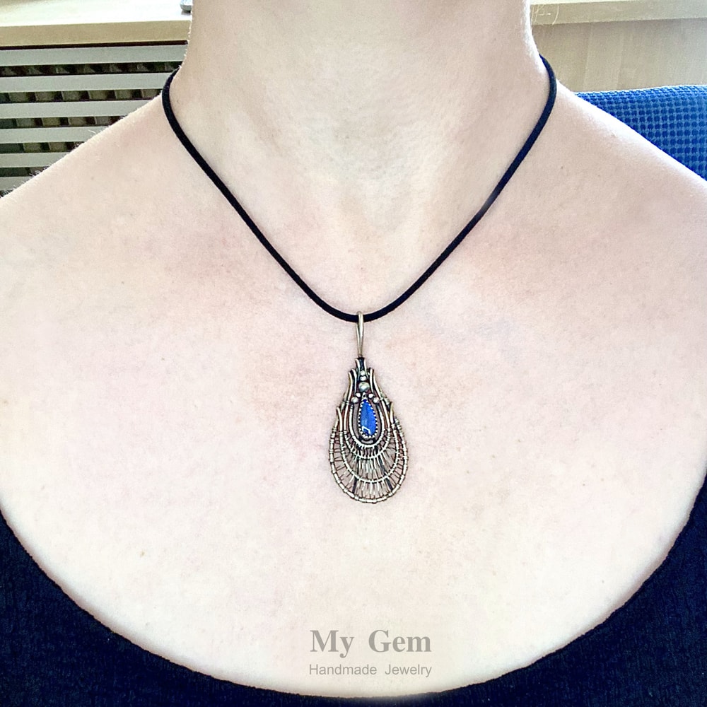 Labradorite Pendant Labradorite Twilight 1