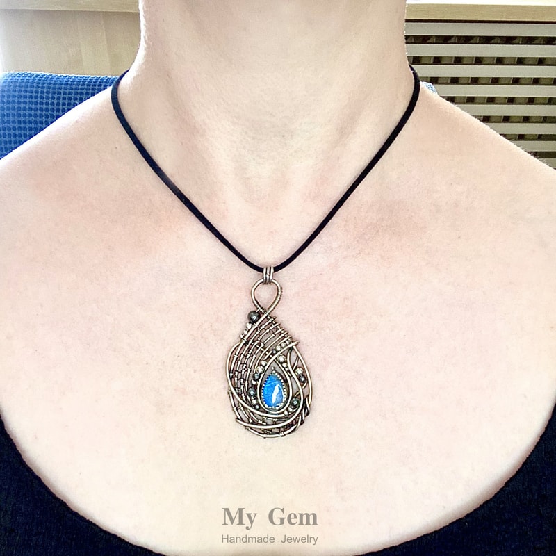 Labradorite Pendant Enchanted Labradorite 1