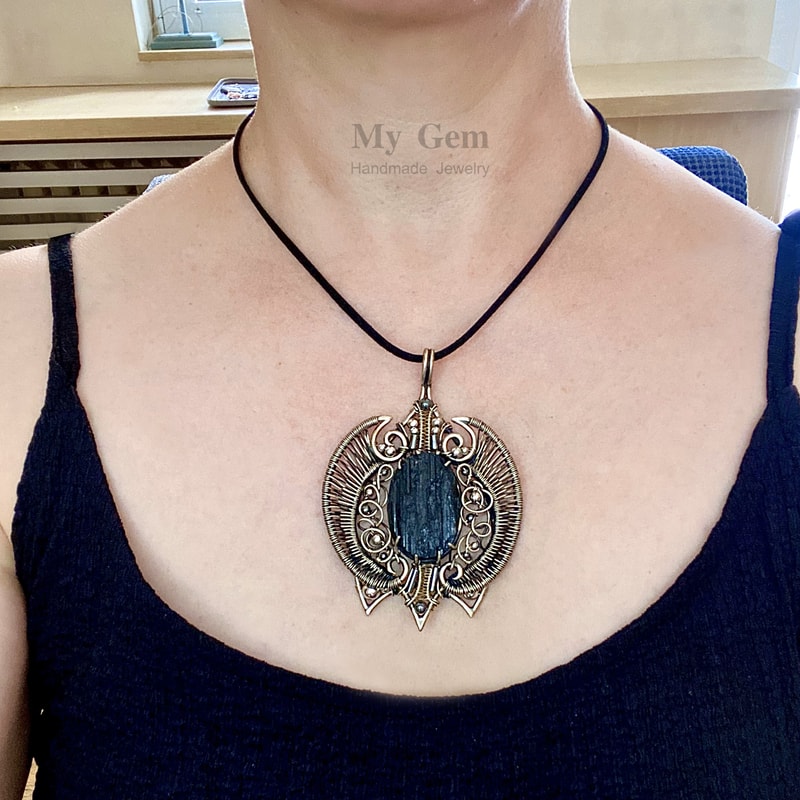 Black Tourmaline Pendant 1
