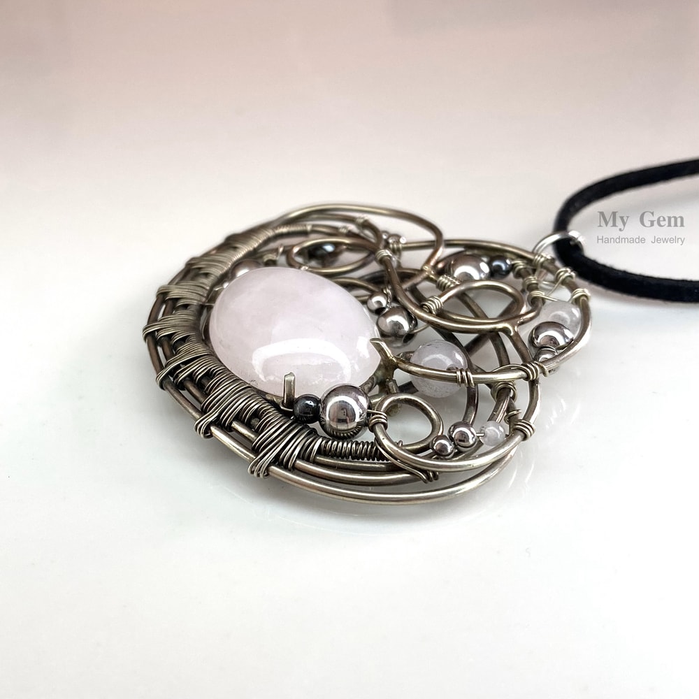 Rose Quartz Pendant Pink Breeze 3
