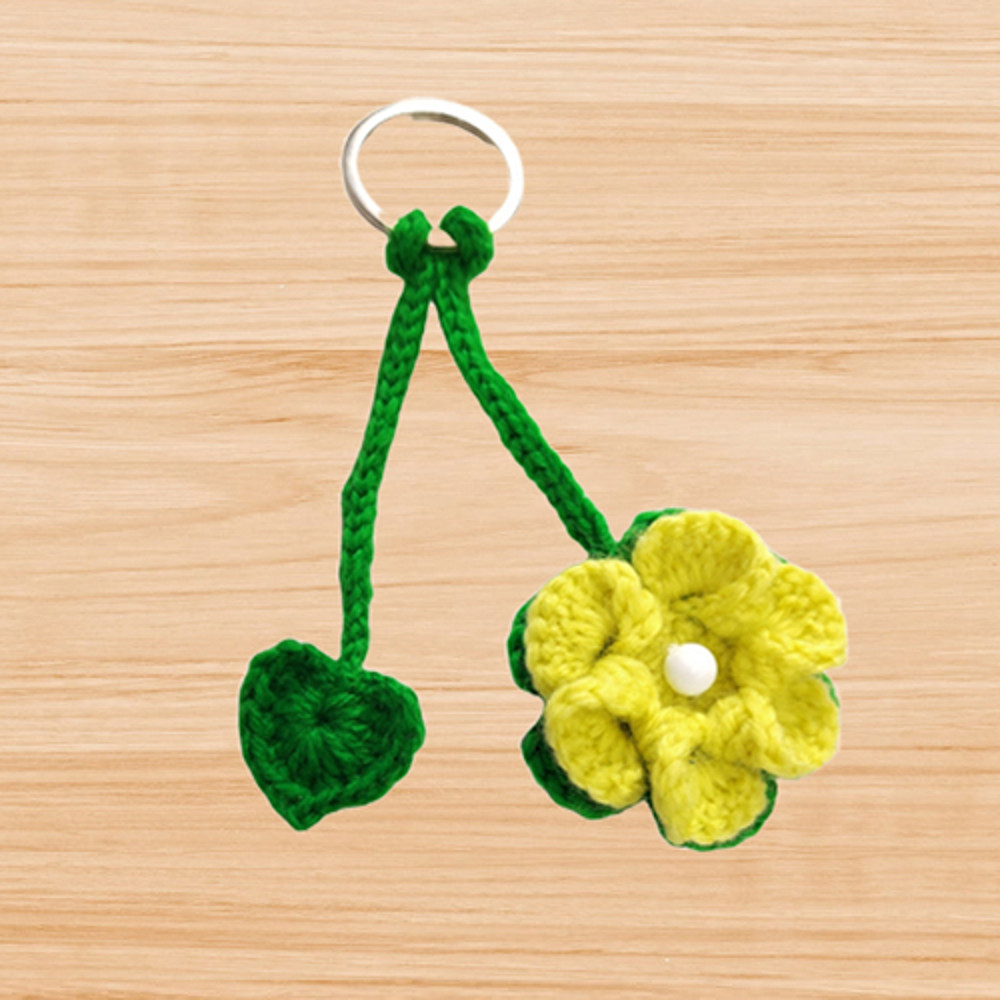 Crochet 3D Flower Keychain Pattern 1