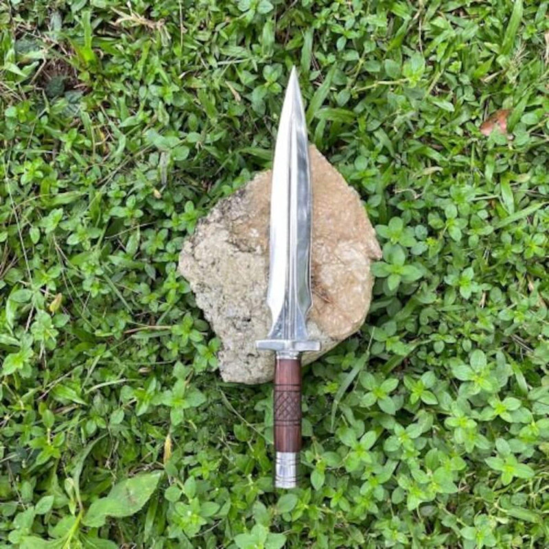 Buy Now Large Dagger Knife near me