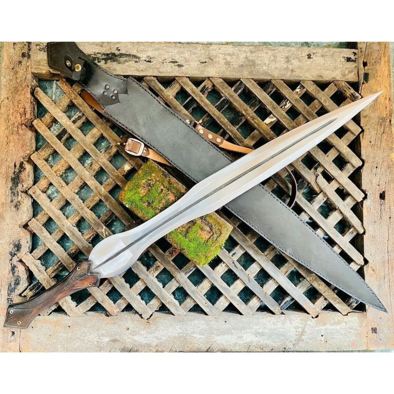 Full Tang Custom Handmade Sword D2 Tool Steel Survival Sword Double Edged Viking (2).jpg