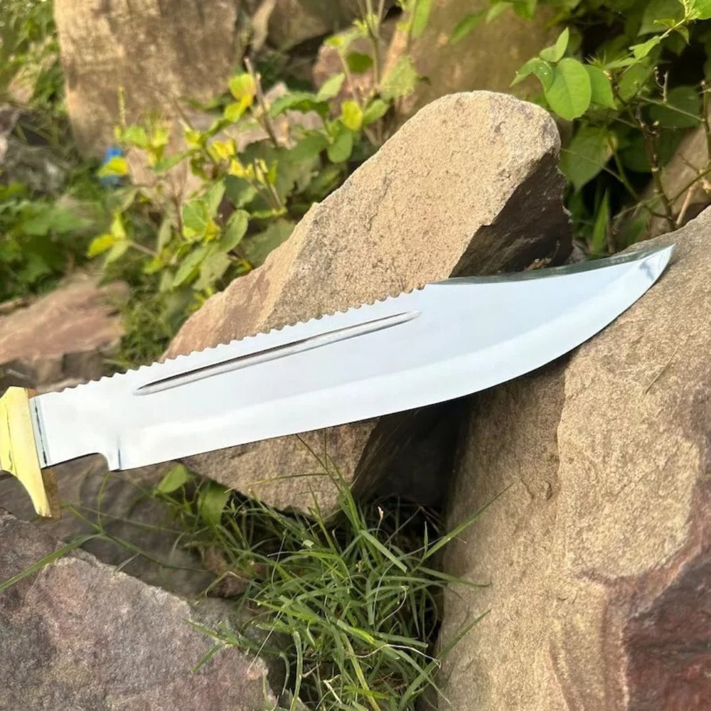 Stag Antler Bowie Knife Custom Handmade Bowie Survival Outdoor Knife D2 Steel (4).jpg