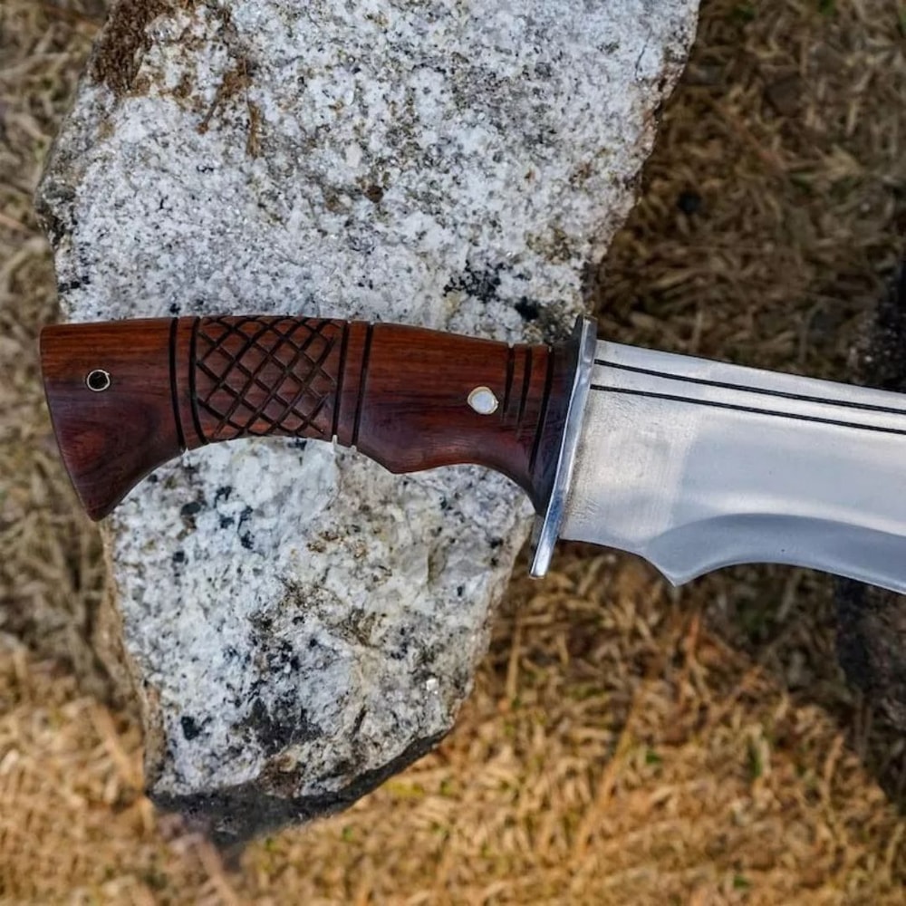 Custom Handmade Tactical Bowie Knife Carbon Steel Forged Bowie Knife Survival (7).jpg