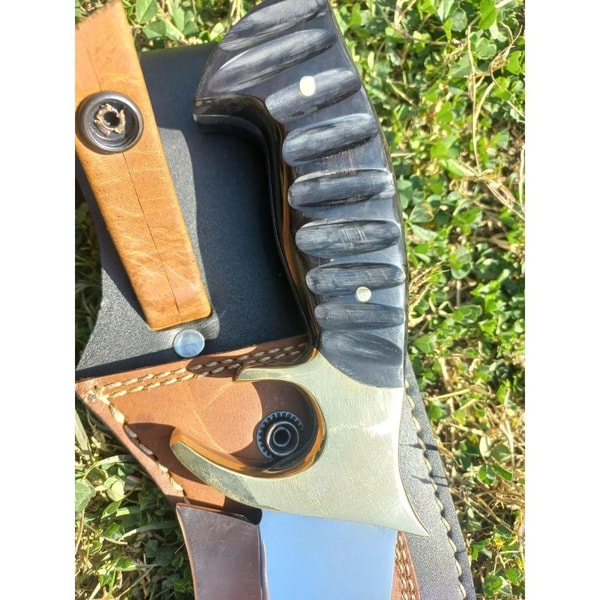 Custom Handmade Bowie Knife Full Tang D2 Tool Steel Survival Knife Outdoor Camp (5).jpg