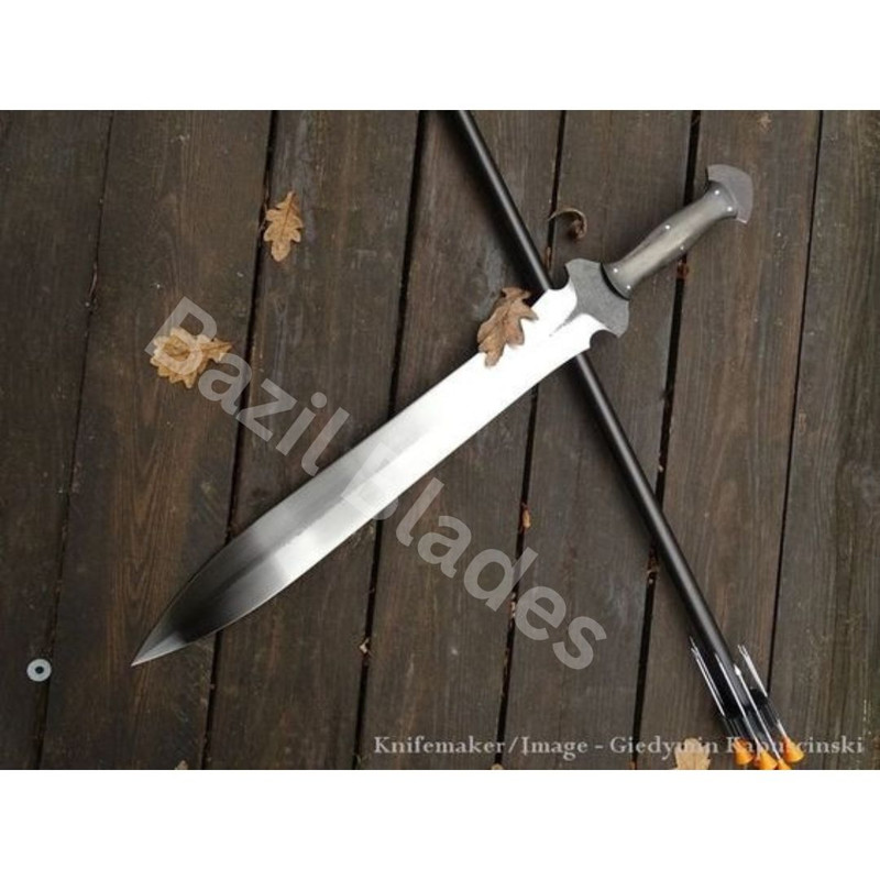 High Carbon Steel Full Tang Sword Custom Handmade Viking Sword Double Edge Hunt.jpg