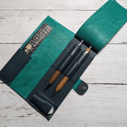 Pattern of a simple leather pencil case for writing instruments