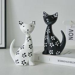 nordic minimalist wooden cat ornament, black and white couple spotted kitten, cute desktop decoration
