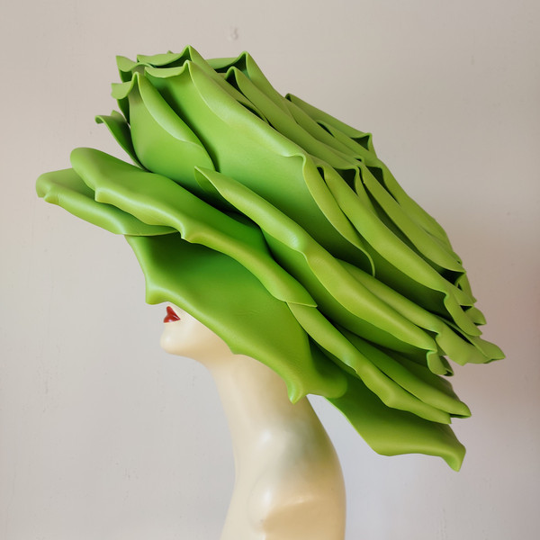 Large  flower hat, Cosplay costume, Fashion show.jpg