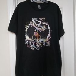 She Got Mad Hustle And A Dope Soul Graphic T-Shirt Black