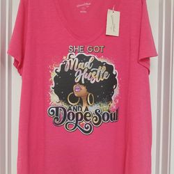 She Got Mad Hustle And A Dope Soul Graphic T-Shirt Full Bloom Pink 3X