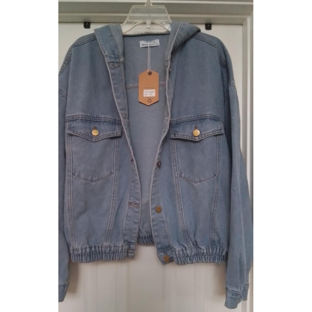 Selena Dreaming Of You Graphic Print Jean Jacket Hoodie Size XL 4