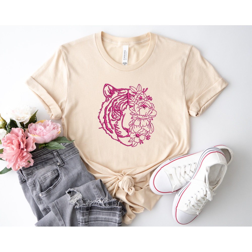 Boho Tiger tshirt image.png
