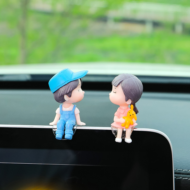 Cute Cartoon Couples Car Figurines Balloon Ornament Dashboard Decoration For Girls Auto Interior Gi 0