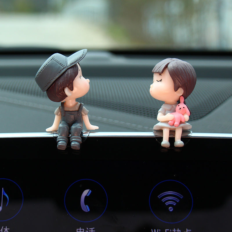 Cute Cartoon Couples Car Figurines Balloon Ornament Dashboard Decoration For Girls Auto Interior Gi 6