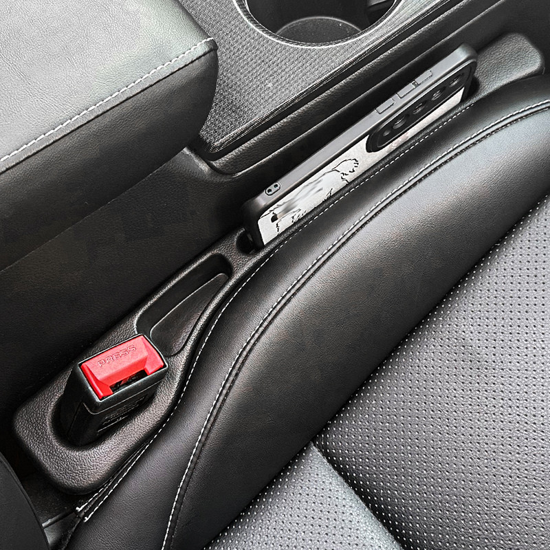 Universal Car Seat Gap Filler, Leak Proof Side Plug Strip, Car Interior Accessory for Phone and Wallet