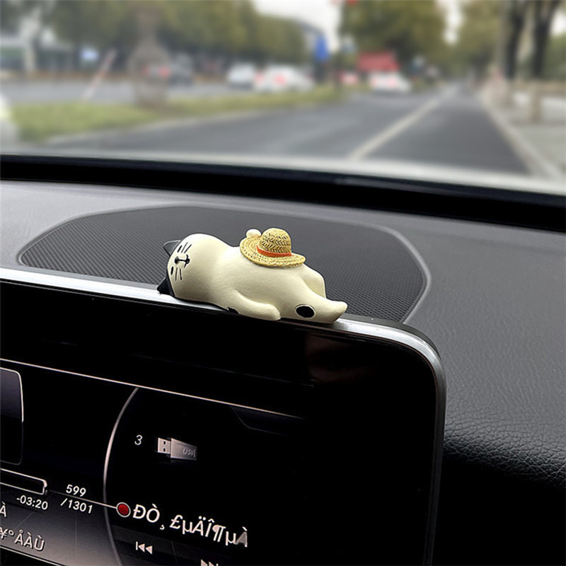 Car Dashboard Cat Ornament, Cute Healing Kitten Figurine, Resin Decorative Cat Accessories for Car Interior