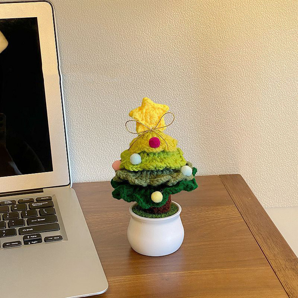 Mini Crochet Xmas Tree, Handmade Cotton Yarn Knitted Christmas Tree Ornament for Living Room Decoration