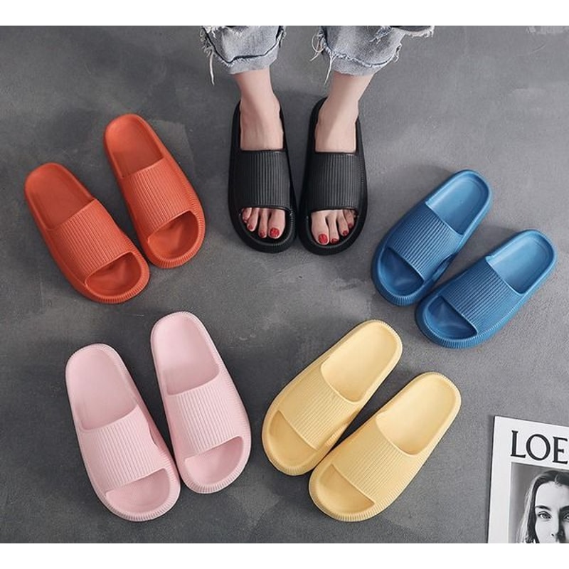 Ultra Soft Slippers Cozy Pillow Slides AntiSlip Sandals Cloud Home Outdoor Shoe 1