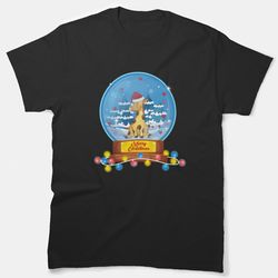 giraffe christmas snow globe tshirt xmas giraffe gift classic t-shirt