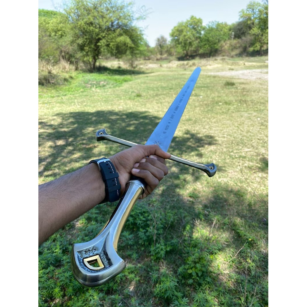 ANDURIL Sword Of Strider 1