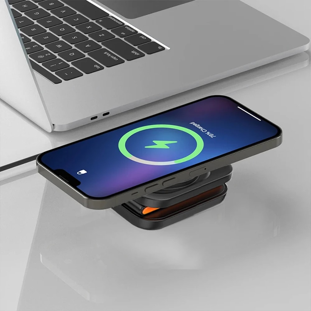 Fast Magnetic Wireless Charger Stand Foldable Charging Station 3 In 1 Wireless IPhone Charger Trave 5
