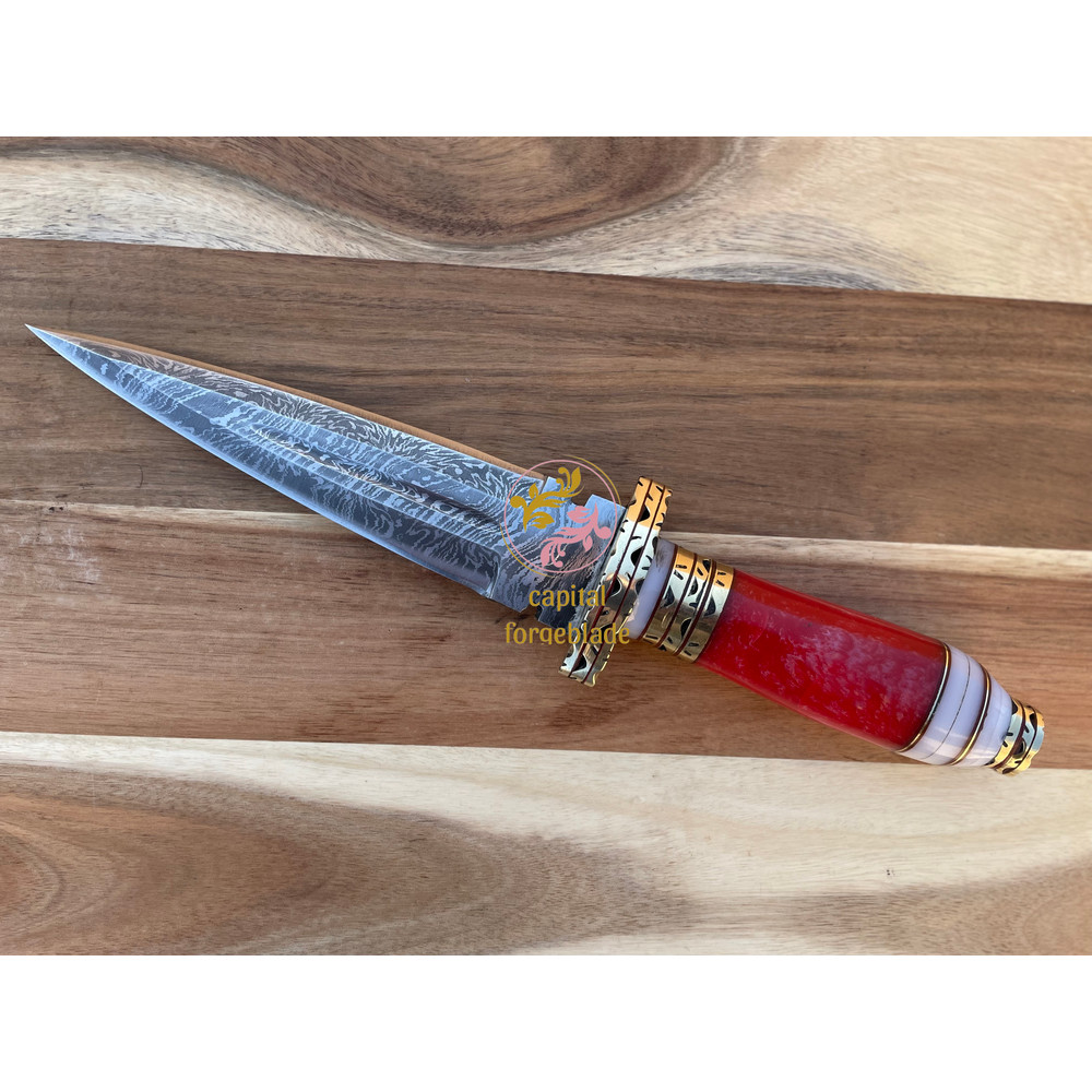 Red Color Resin Handle Dagger Knife.jpg