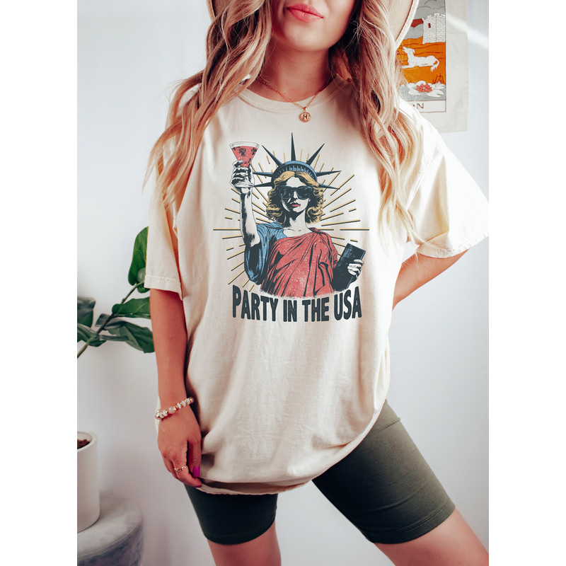 Party In The USA Shirt, Womens 4th of July Outfit, Retro USA Graphic Tee, Fourth of July Shirt, 4th of July Graphic Tee, American Graphic.jpg