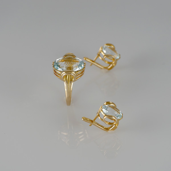 yelow-gold-set-diamonds-aquamarine-valentinsjewellery-3.JPG
